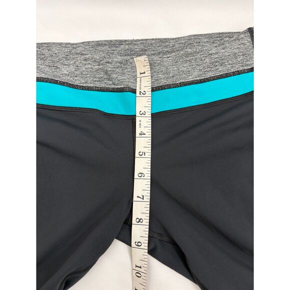 Lululemon Run Inspire Crop II Capri Pants Y2K Blue Stripes Run Yoga Size 6 Gym - Picture 8 of 10